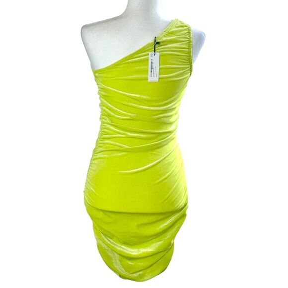 Nasty Gal lime green velvet one shouldered mini dress, size 6, NWT - Picture 3 of 11